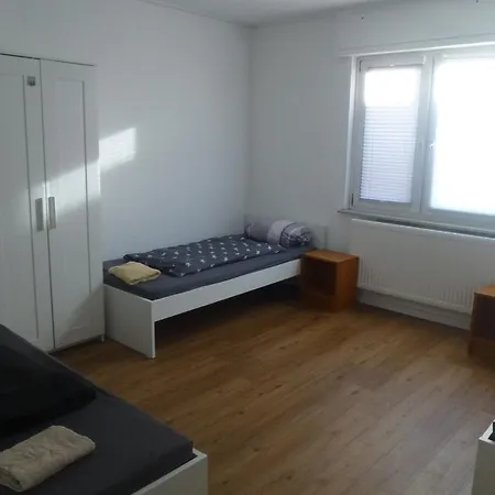 Haus Unterkunft Mit 6 Schlafzimmern Fuer Monteure In Bingen Am Rhein Prázdninový dům *