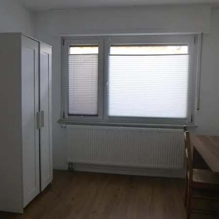 Haus Unterkunft Mit 6 Schlafzimmern Fuer Monteure In Bingen Am Rhein Prázdninový dům *