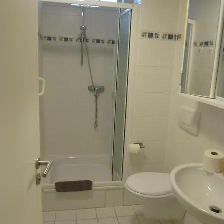 Prázdninový dům Haus Unterkunft Mit 6 Schlafzimmern Fuer Monteure In Bingen Am Rhein Bingen am Rhein