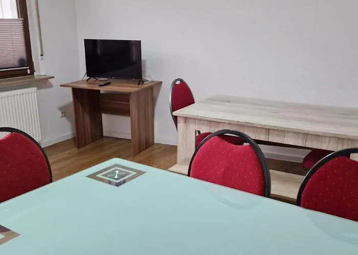 Haus Für Monteure In