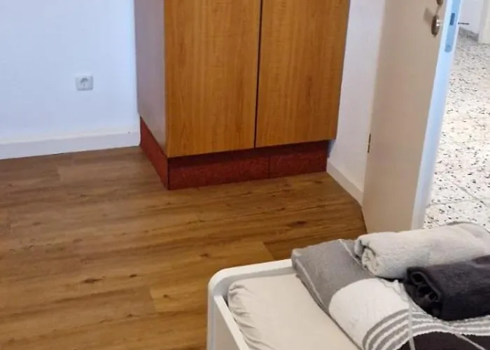 Haus Für Monteure In Ferienhaus *