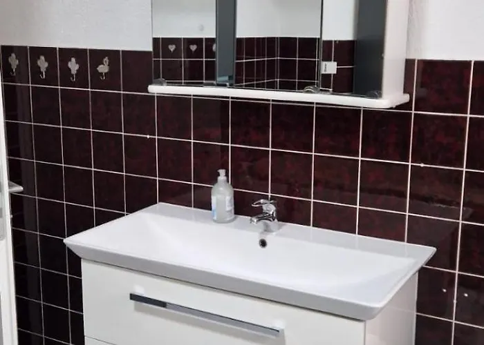 Ferienhaus Haus Für Monteure In *