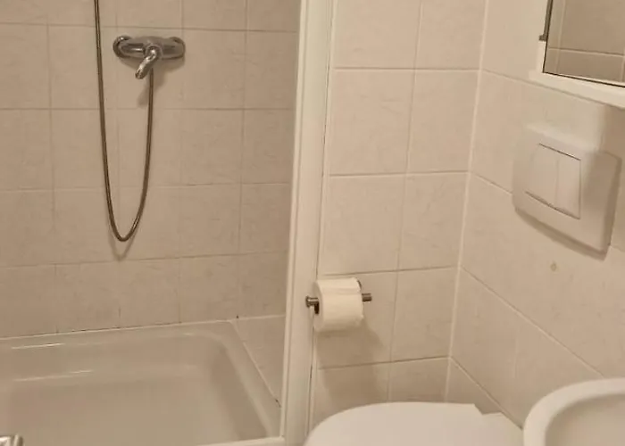 Haus Für Monteure In *