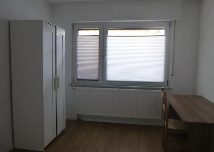 Haus Für Monteure In Ferienhaus *